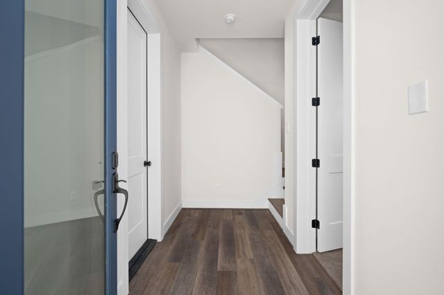 3905 Pinemont Drive F, Houston, TX 77018