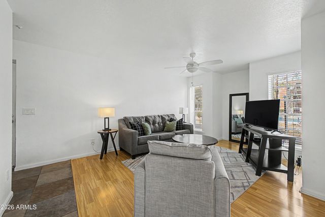 200 E SOUTHERN Avenue 102, Tempe, AZ 85282