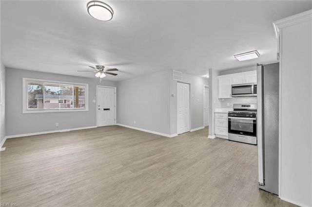 904 Darren DR, Portsmouth, VA 23701