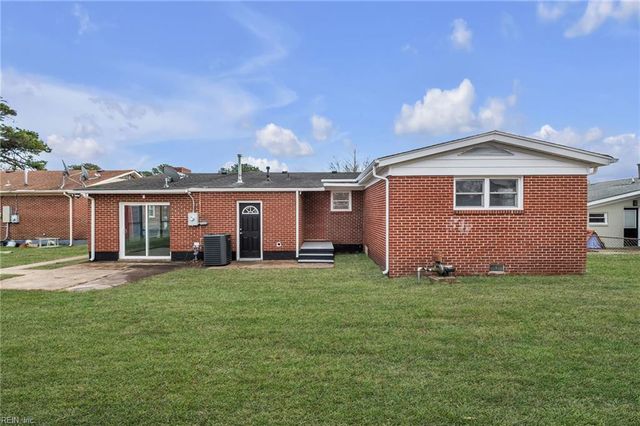 904 Darren DR, Portsmouth, VA 23701