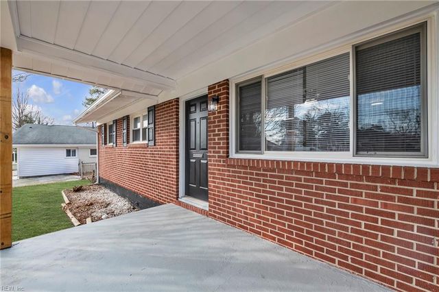 904 Darren DR, Portsmouth, VA 23701