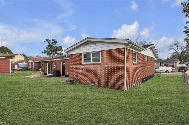 904 Darren DR, Portsmouth, VA 23701