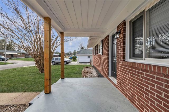 904 Darren DR, Portsmouth, VA 23701