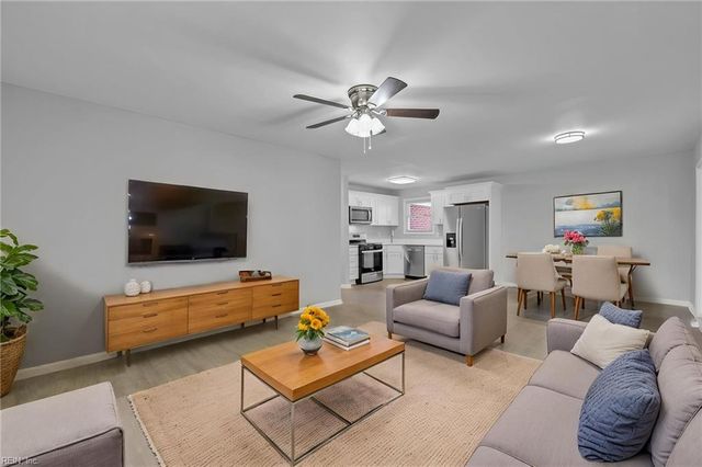 904 Darren DR, Portsmouth, VA 23701