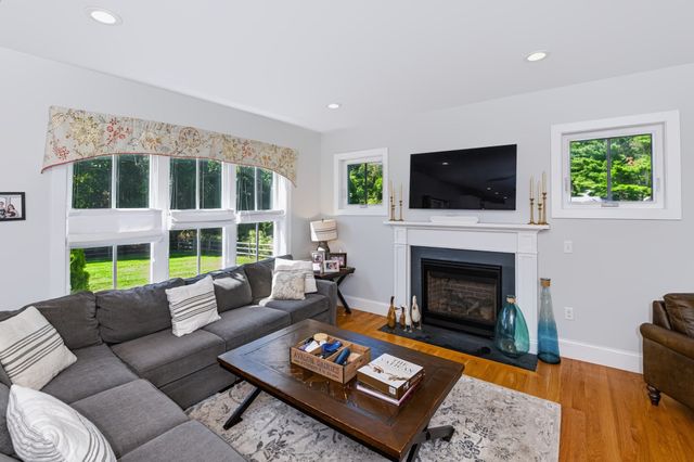 137 Acorn Street, Millis, MA 02054