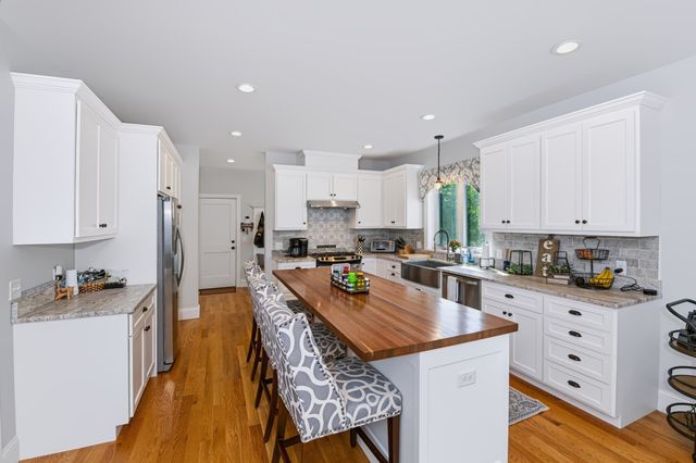137 Acorn Street, Millis, MA 02054