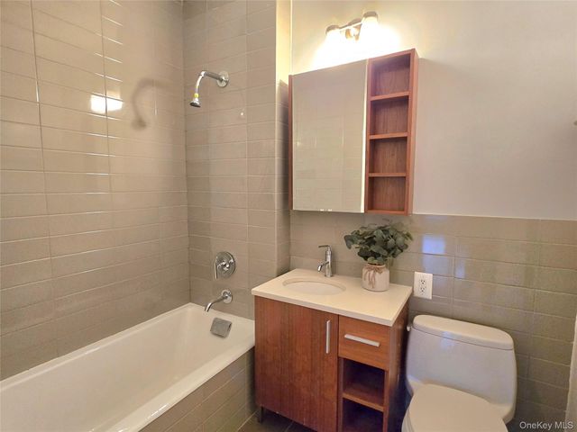 140-21 32nd Avenue 6A-N, Flushing, NY 11354