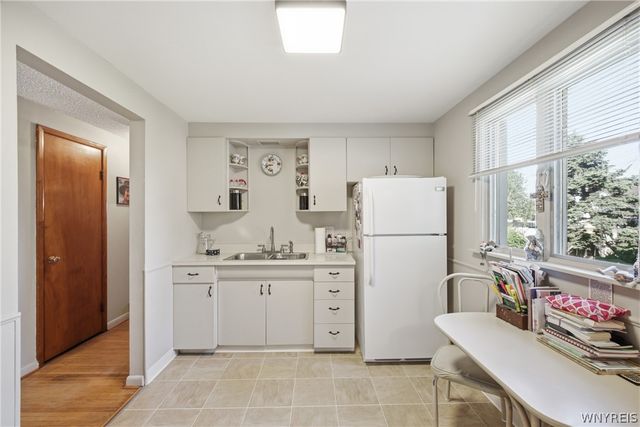 814 George Urban Boulevard, Cheektowaga, NY 14225
