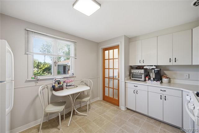 814 George Urban Boulevard, Cheektowaga, NY 14225