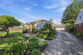814 George Urban Boulevard, Cheektowaga, NY 14225