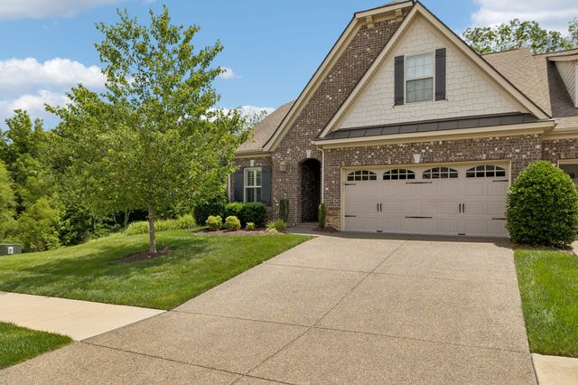 1010 Callaway Dr, Lebanon, TN 37087
