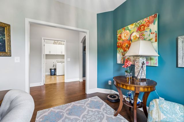 1010 Callaway Dr, Lebanon, TN 37087