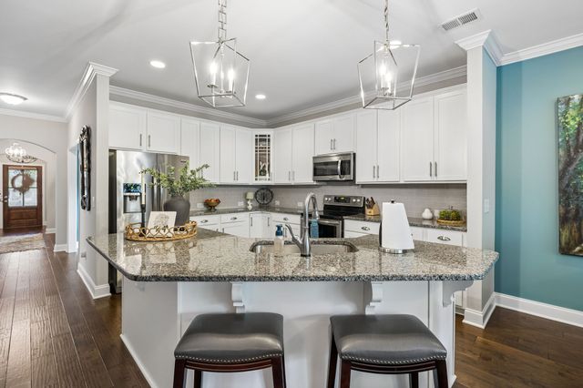 1010 Callaway Dr, Lebanon, TN 37087