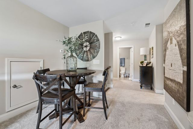 1010 Callaway Dr, Lebanon, TN 37087