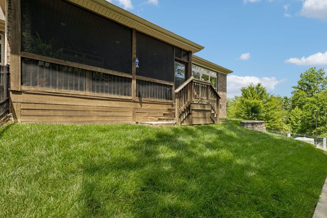 1010 Callaway Dr, Lebanon, TN 37087