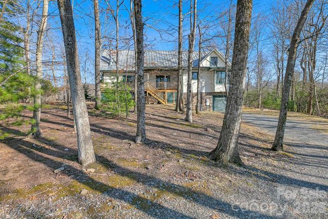 40 Walnut Ridge Circle, Brevard, NC 28712