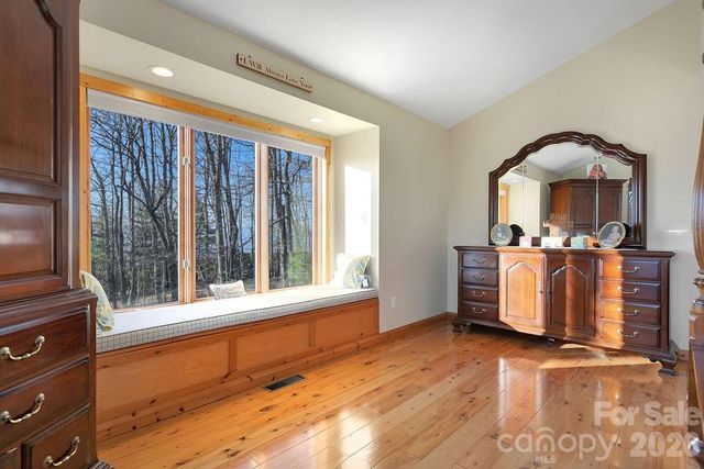 40 Walnut Ridge Circle, Brevard, NC 28712