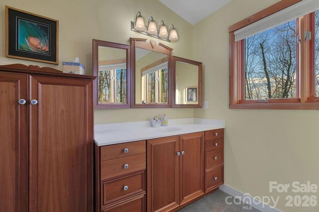 40 Walnut Ridge Circle, Brevard, NC 28712