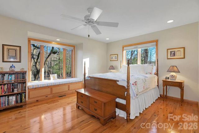 40 Walnut Ridge Circle, Brevard, NC 28712