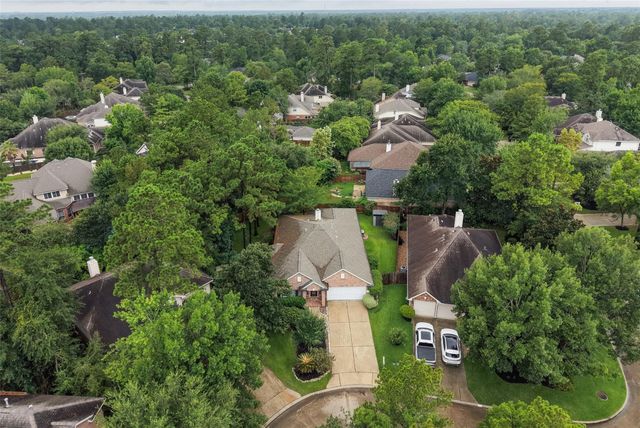 166 Queenscliff Court, The Woodlands, TX 77382