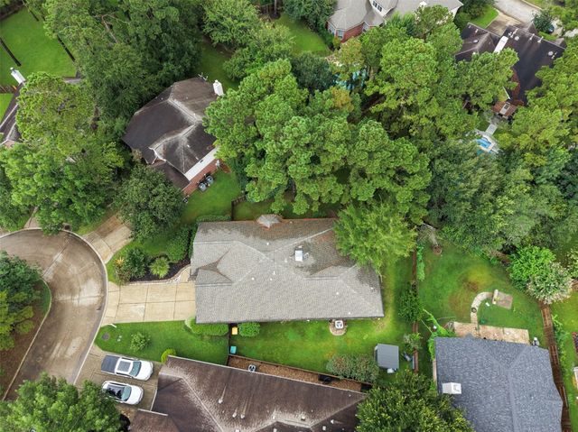 166 Queenscliff Court, The Woodlands, TX 77382