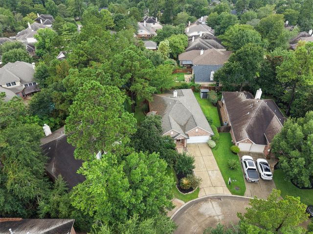 166 Queenscliff Court, The Woodlands, TX 77382