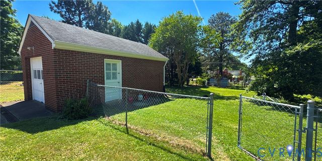 103 Damascus Dr, Henrico, VA 23227