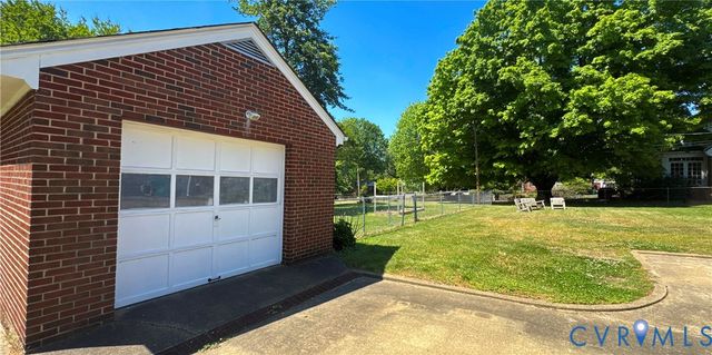 103 Damascus Dr, Henrico, VA 23227