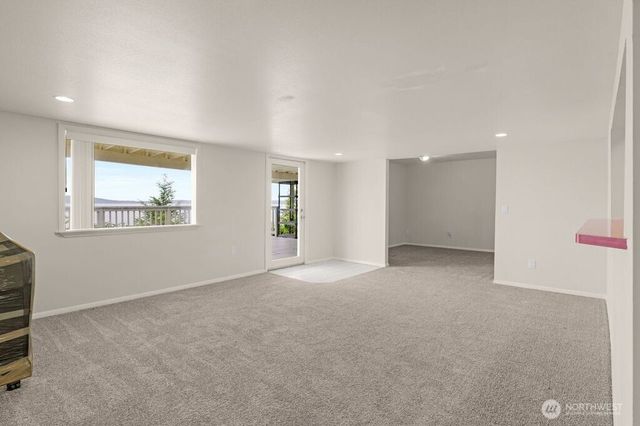 1707 Markham Avenue NE, Tacoma, WA 98422