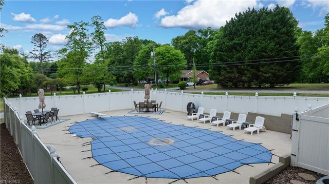 380 Shaw Street, Randleman, NC 27317