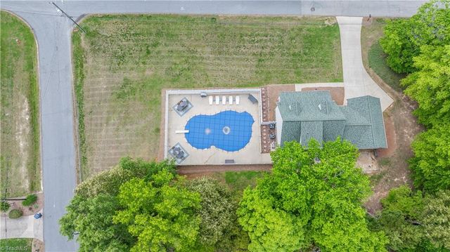 380 Shaw Street, Randleman, NC 27317