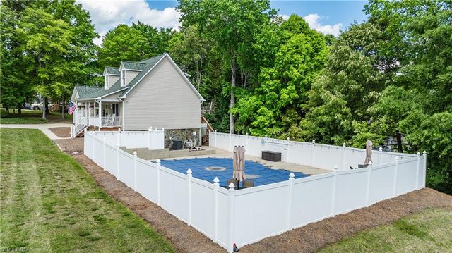 380 Shaw Street, Randleman, NC 27317