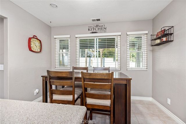 29172 Longhorn Drive, Canyon Lake, CA 92587