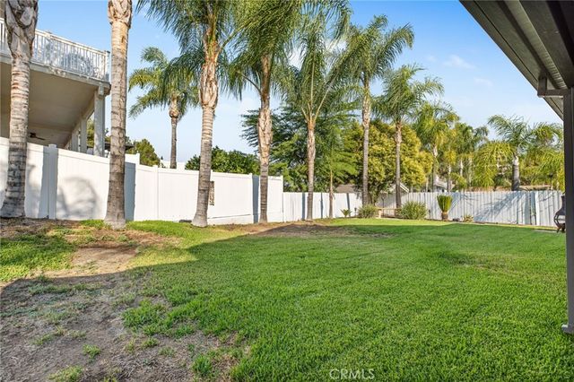 29172 Longhorn Drive, Canyon Lake, CA 92587