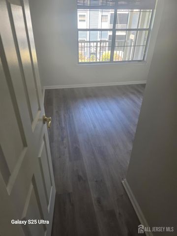 79 Crosspointe Drive, East Brunswick, NJ 08816