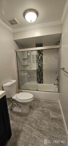 79 Crosspointe Drive, East Brunswick, NJ 08816