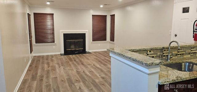 79 Crosspointe Drive, East Brunswick, NJ 08816