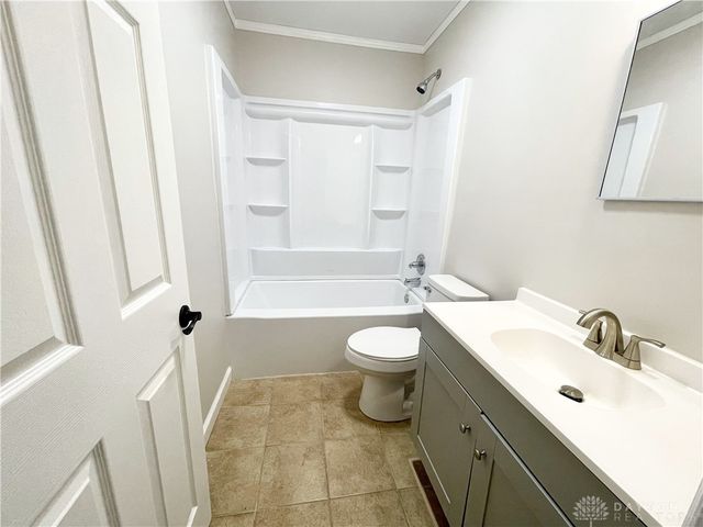 7130 Martz Paulin Road, Franklin, OH 45005
