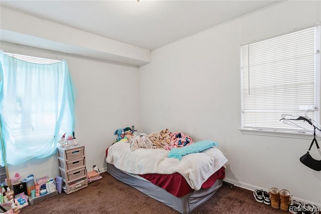 6347 Plainview Avenue, Detroit, MI 48228