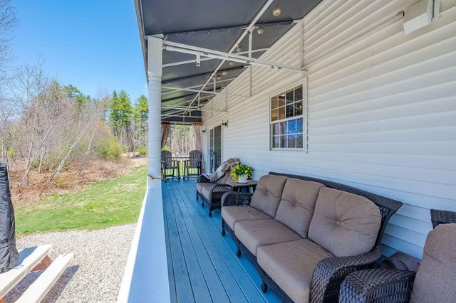 34 Coles Pond Road, Somersworth, NH 03878