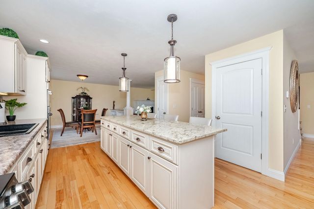 34 Coles Pond Road, Somersworth, NH 03878