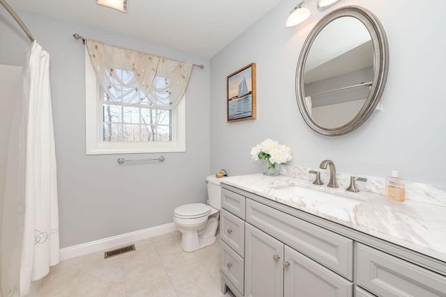 34 Coles Pond Road, Somersworth, NH 03878