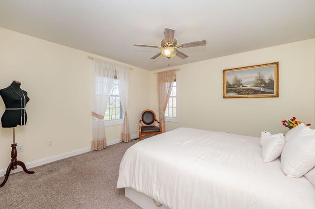 34 Coles Pond Road, Somersworth, NH 03878
