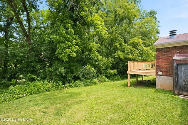 5406 Windy Willow Dr, Louisville, KY 40241