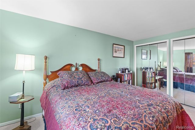 13057 Lockmoor Drive, Grand Blanc, MI 48439