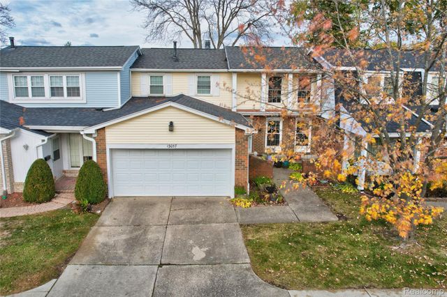 13057 Lockmoor Drive, Grand Blanc, MI 48439