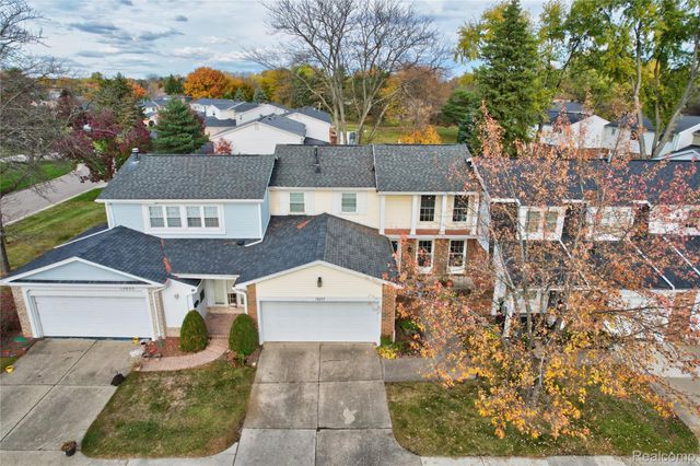 13057 Lockmoor Drive, Grand Blanc, MI 48439