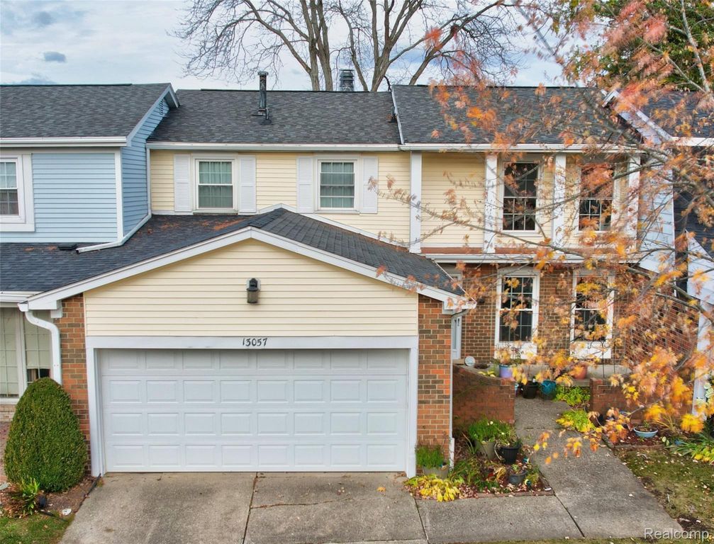 13057 Lockmoor Drive, Grand Blanc, MI 48439