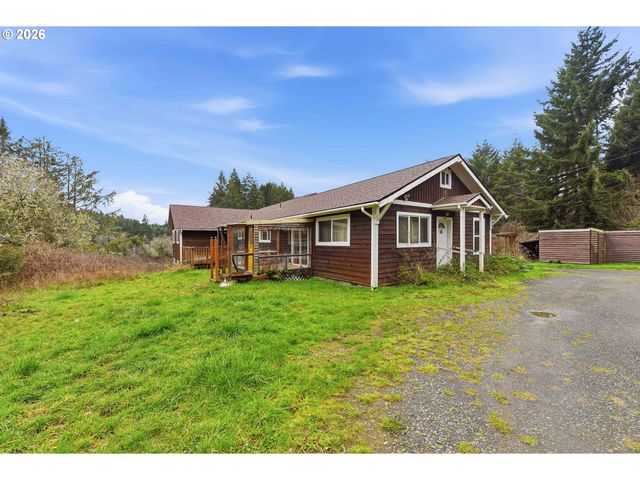 67714 N BAY Rd, North Bend, OR 97459