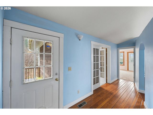 67714 N BAY Rd, North Bend, OR 97459